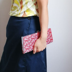 Clutch red