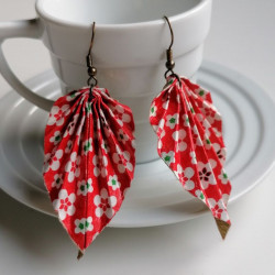 Earrings origami Leaf Plum