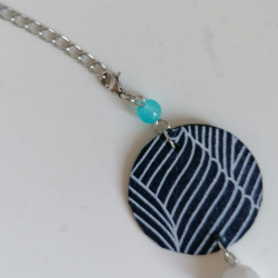 Paper necklace blue
