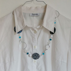 Paper necklace blue
