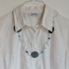 Paper necklace blue
