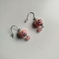 Earrings Manekineko Pink with bead
