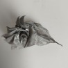 Spilla origami rosa in metallo