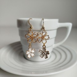 Cherry and metal flower earrings White