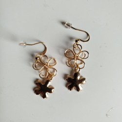 Cherry and metal flower earrings White