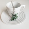 Necklace Cranes palegreen