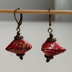 Earrings origami Pyramid Red