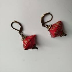 Earrings origami Pyramid Red