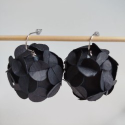 Paper Earrings-flower ball black L