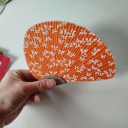 Paperfan Chidori, Orange butterfly