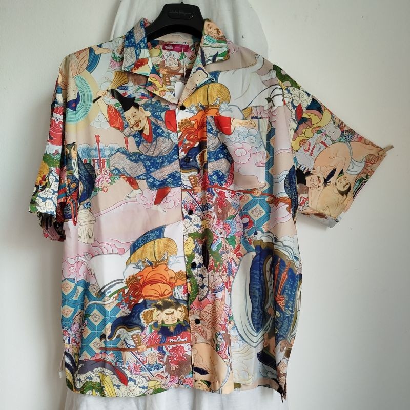 Aloha shirts Deities